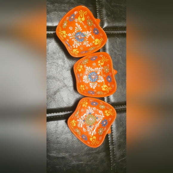 Beautiful Colorful Ozen Ceramic Set of 3 Hand-crafted in Turkey Mini Dishes ✨️ - Picture 1 of 10